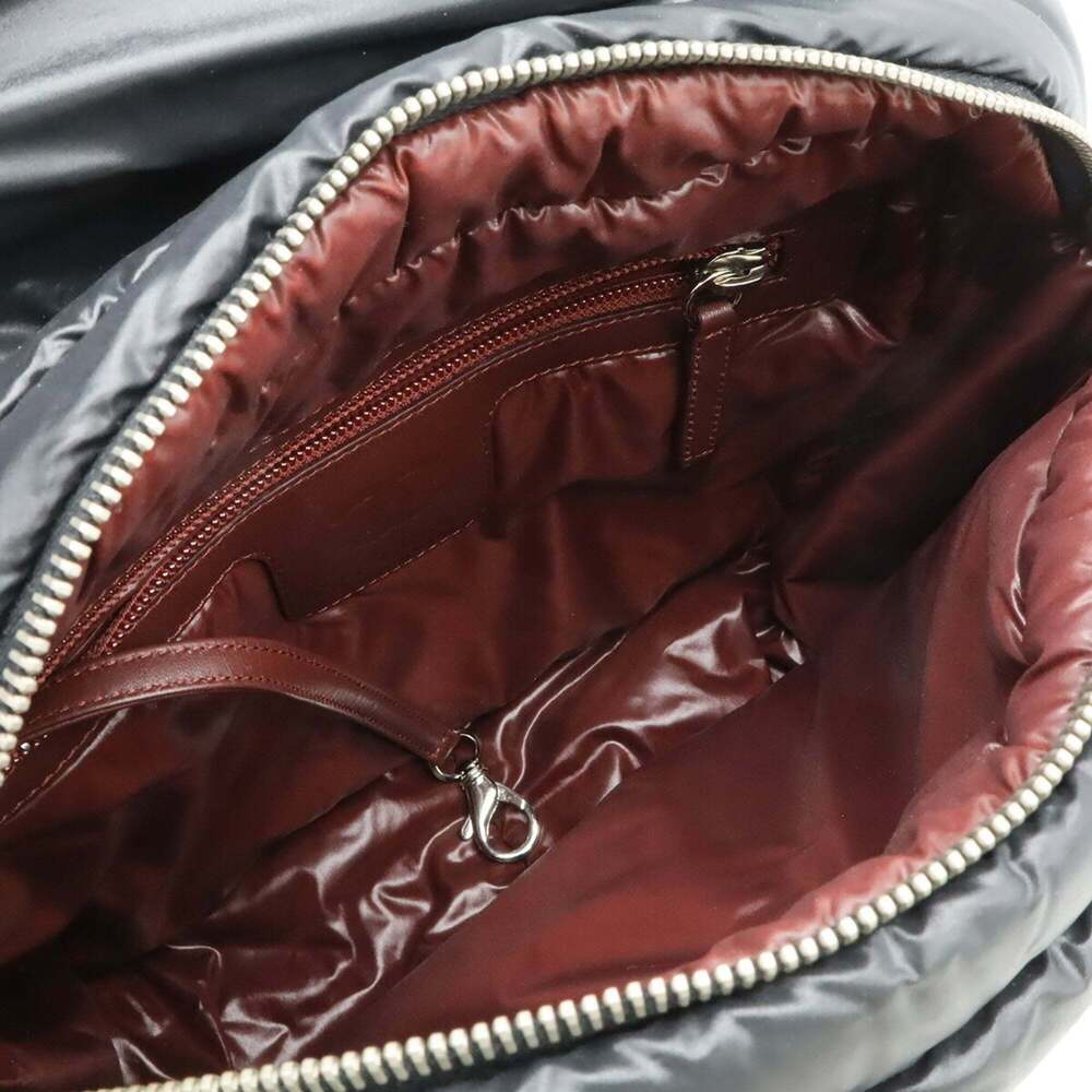 CHANEL Black Leather Shoulder Bag - Picture 8 of 9